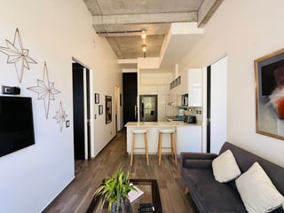 VENTA DE MODERNO APARTAMENTO DE PRIMER NIVEL - SHIFT CAYALÁ, ZONA 16 - 5