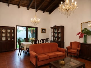 Casa Estilo Colonial en Venta en Condominio Jardines de La Azotea, Jocotenango - 3