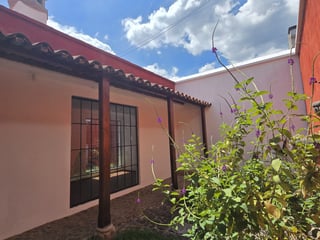 Casa en Venta San Pedro Las Huertas Antigua Guatemala. - Image 1