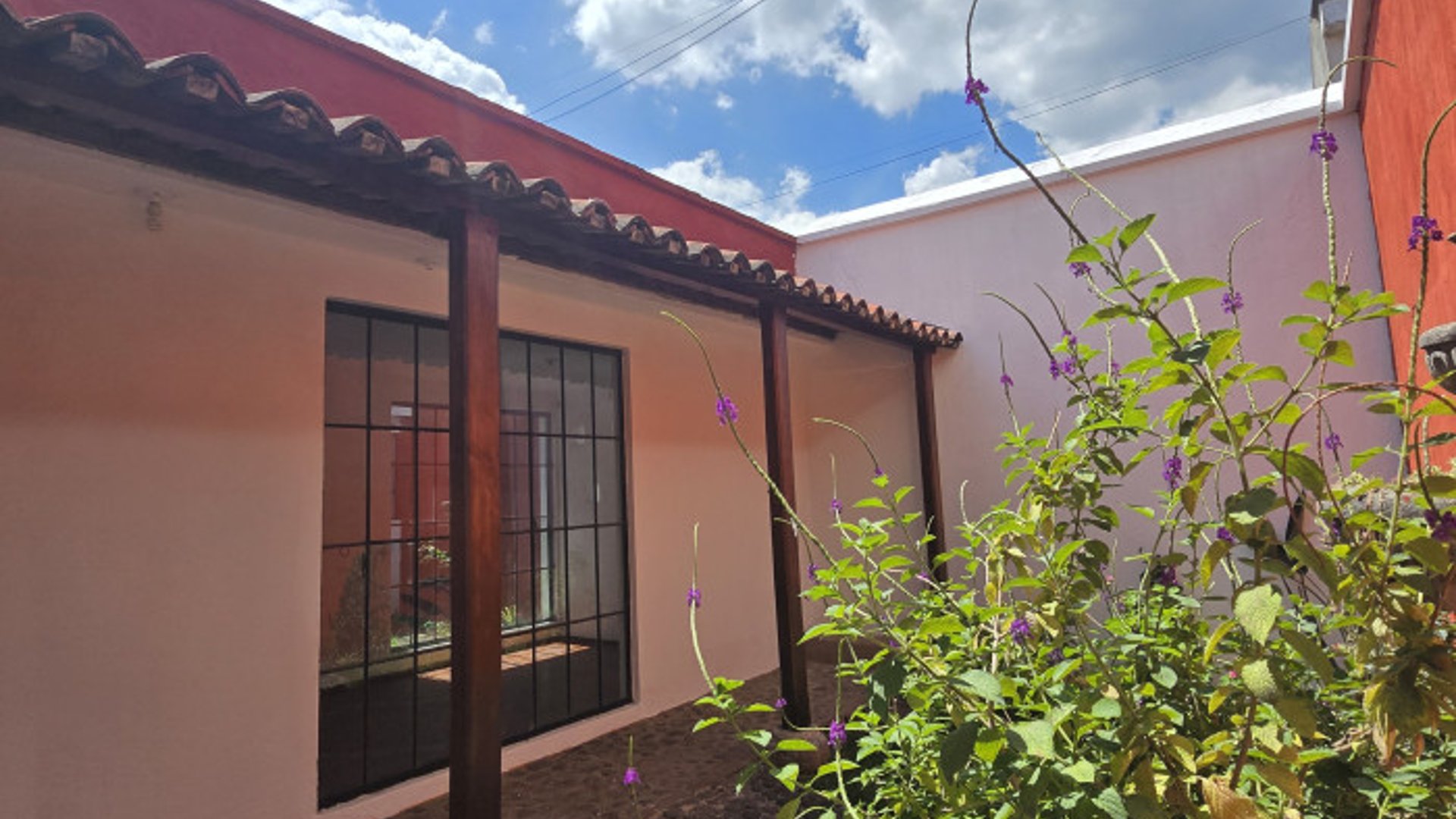 Casa en Venta San Pedro Las Huertas Antigua Guatemala.