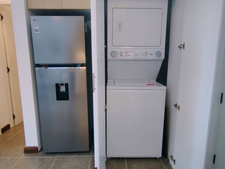APARTAMENTO AMUEBLADO P/ESTRENAR,  EDIF. QUINCE ESQUINA, ZONA 15 - 3