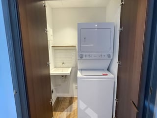 Apartamento Moderno en Zona 10, Ciudad de Guatemala - ¡Estrena en 2026! - 4