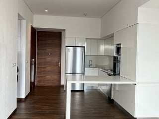 Apartamento en Alquiler – Edificio Avia, Zona 10 - 2