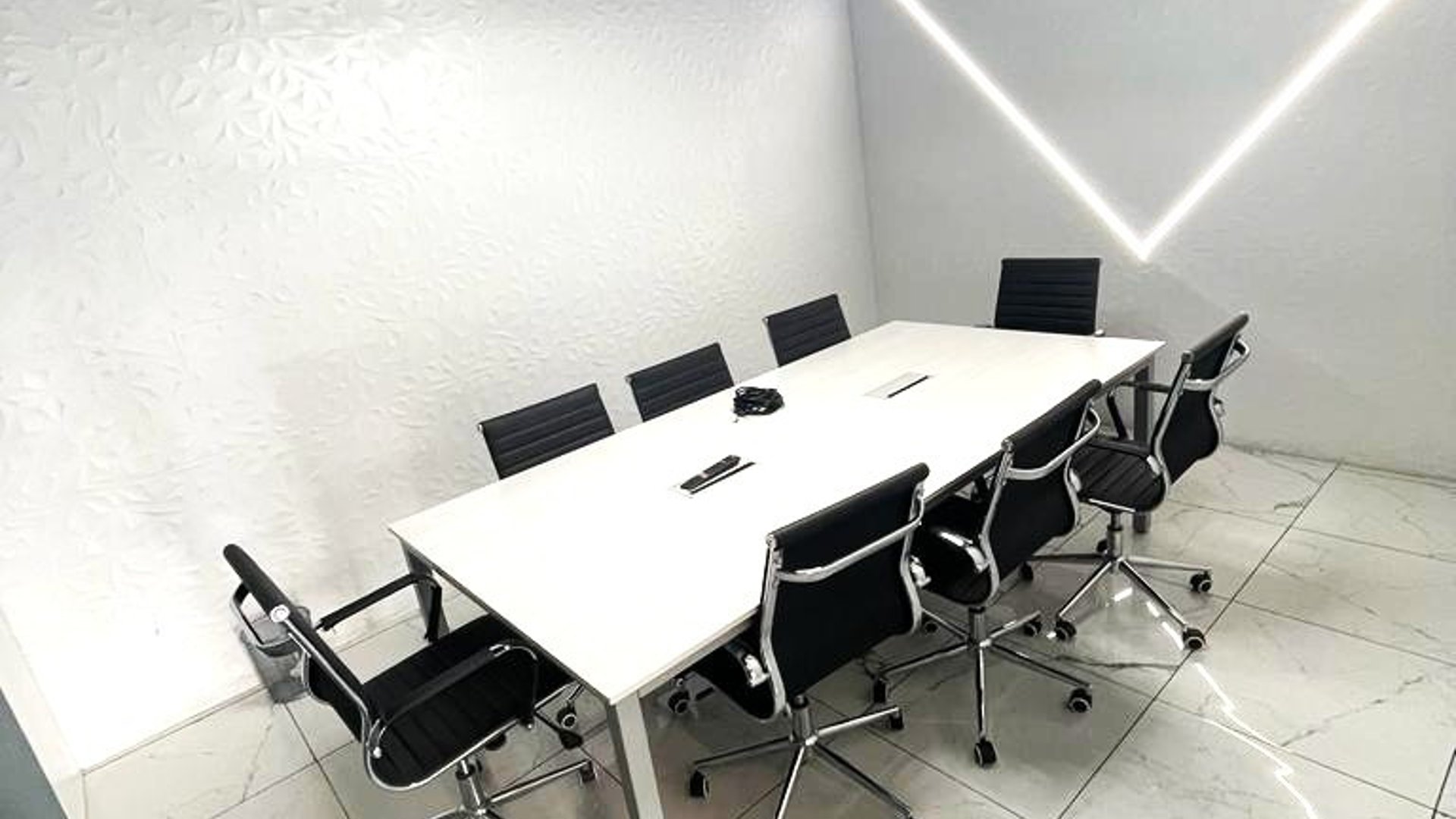 Oficina en Alquiler en Zona 10