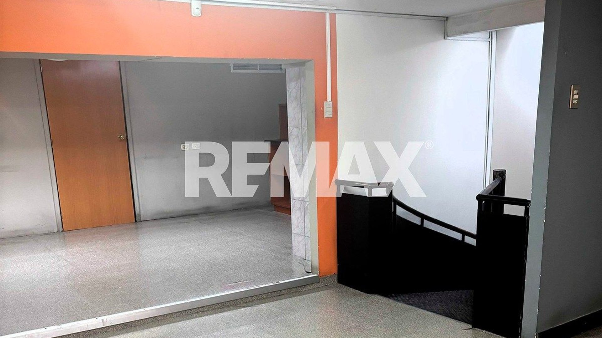 Local Comercial en Alquiler | Zona 10 - Miniatura 17