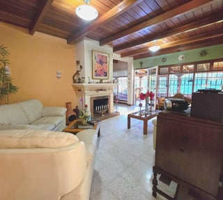 CASA EN VENTA – CARRETERA A EL SALVADOR KM. 16 (FUERA DE GARITA)
