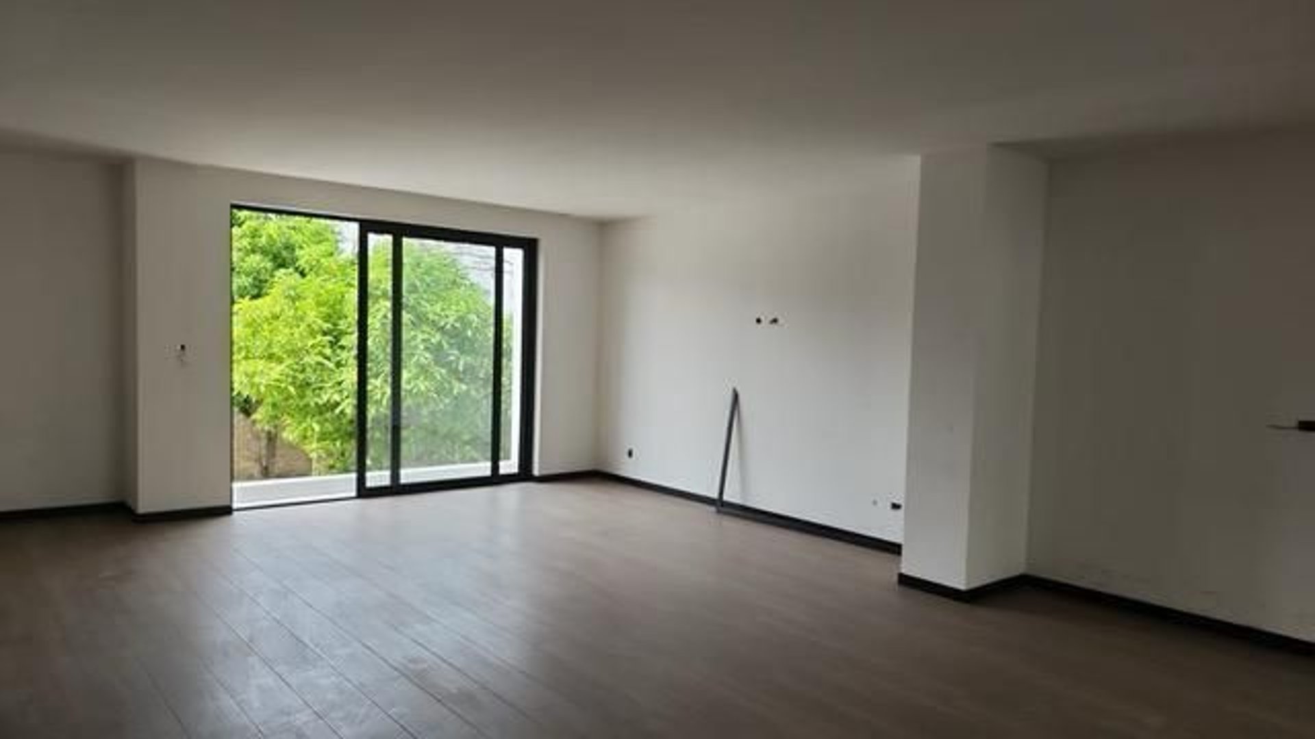 CASA EN VENTA – ZONA 13 ¡Dentro de exclusivo condominio!