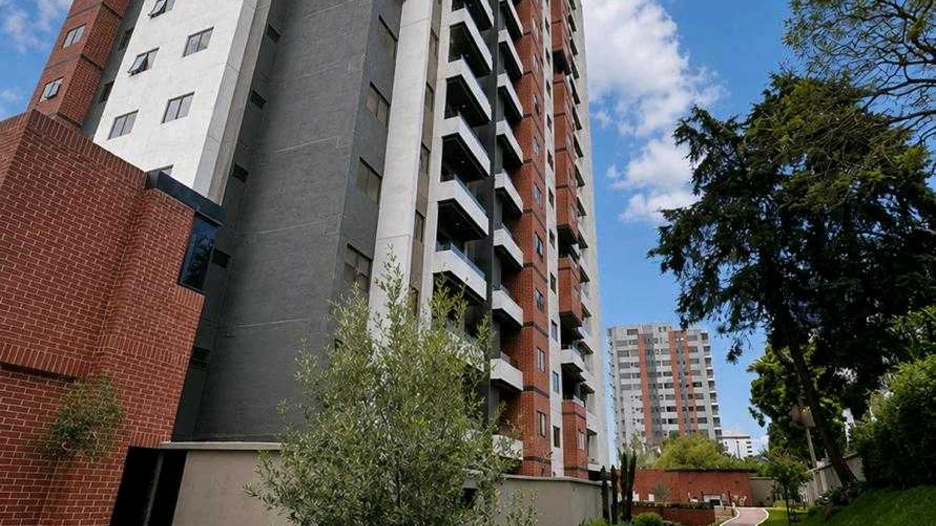 APARTAMENTO EN ALQUILER???? Edificio Alena, Zona 15 VH II