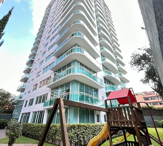 Alquilo /Vendo Apartamento amueblado y equipado en zona 14