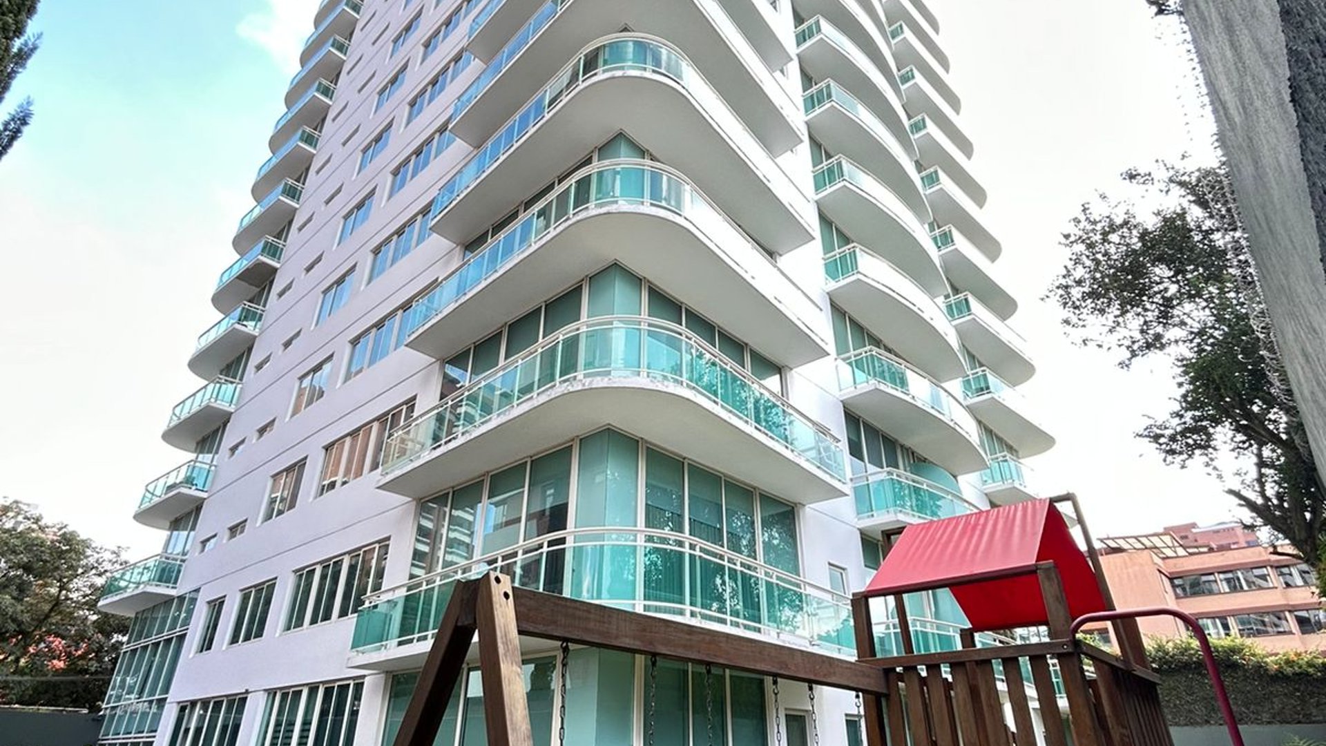 Alquilo /Vendo Apartamento amueblado y equipado en zona 14