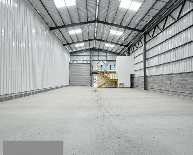 🔹 Bodega en Renta o Venta – 449.37 m² / Villa canales cerca de la Vas