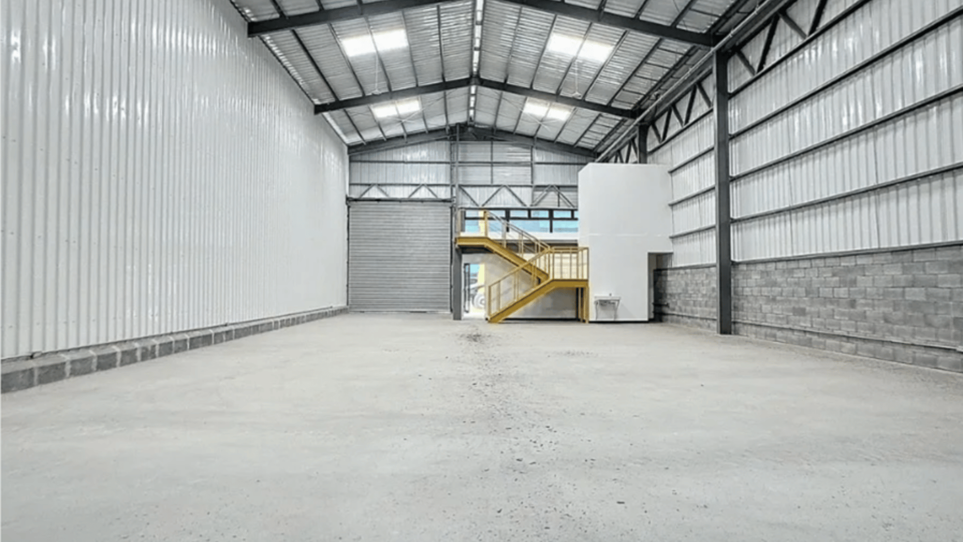 🔹 Bodega en Renta o Venta – 449.37 m² / Villa canales cerca de la Vas