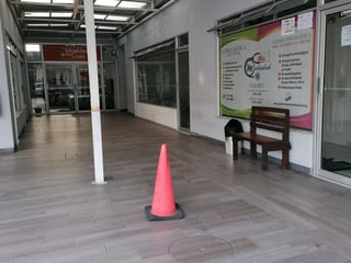 Renta local Comercial en Plaza de Villa Nueva - 4