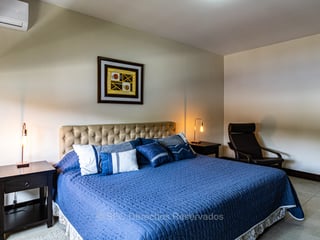 Apartamento en renta, en Zone 10 - 5