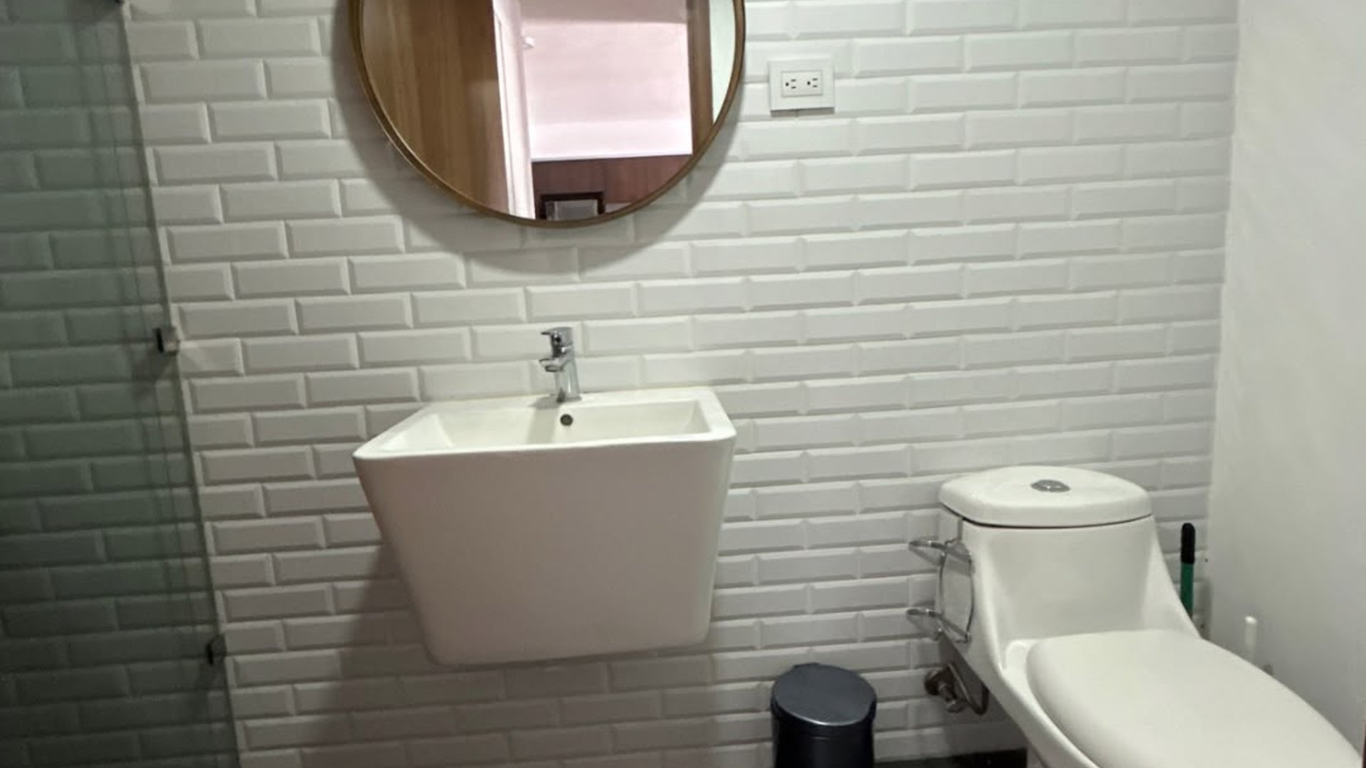 Apartamento en renta Amueblado en zona 14 - Miniatura 6