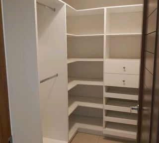 ELEGANTE CASA EN VENTA CASA Y CAMPO - Miniatura 12