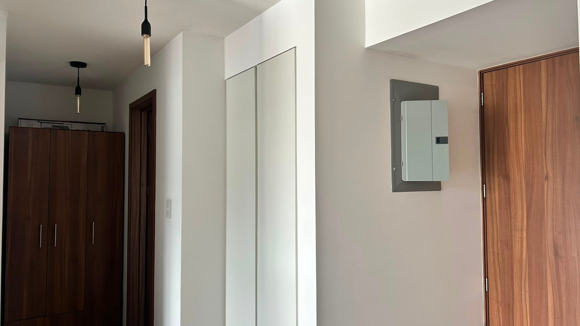 Apartamento Amueblado en Renta Zona 14, Edificio B14 - Miniatura 5