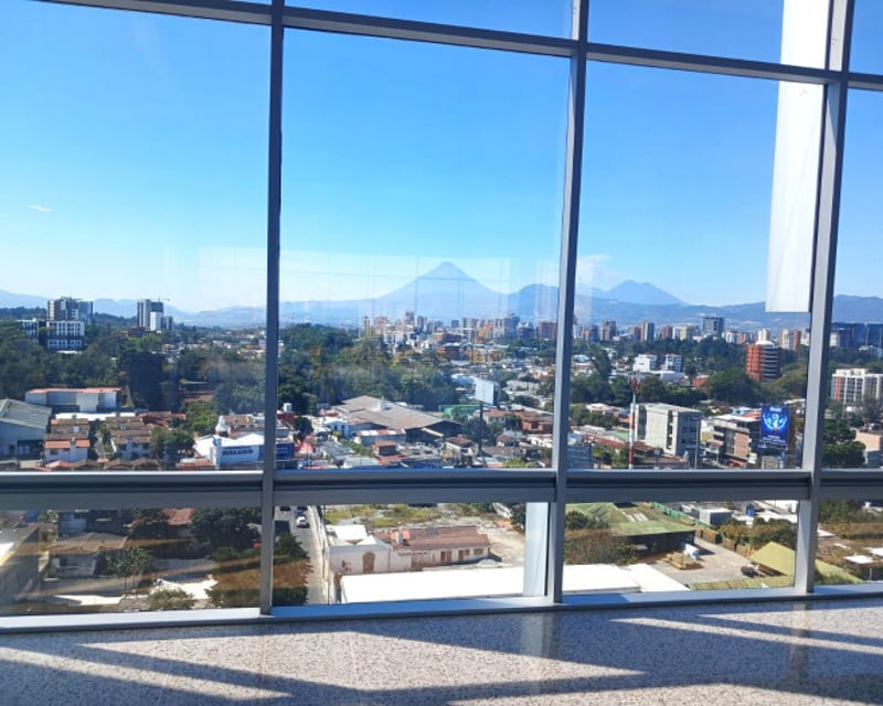 Edificio en Alquiler en zona 10 - Por estrenar !!