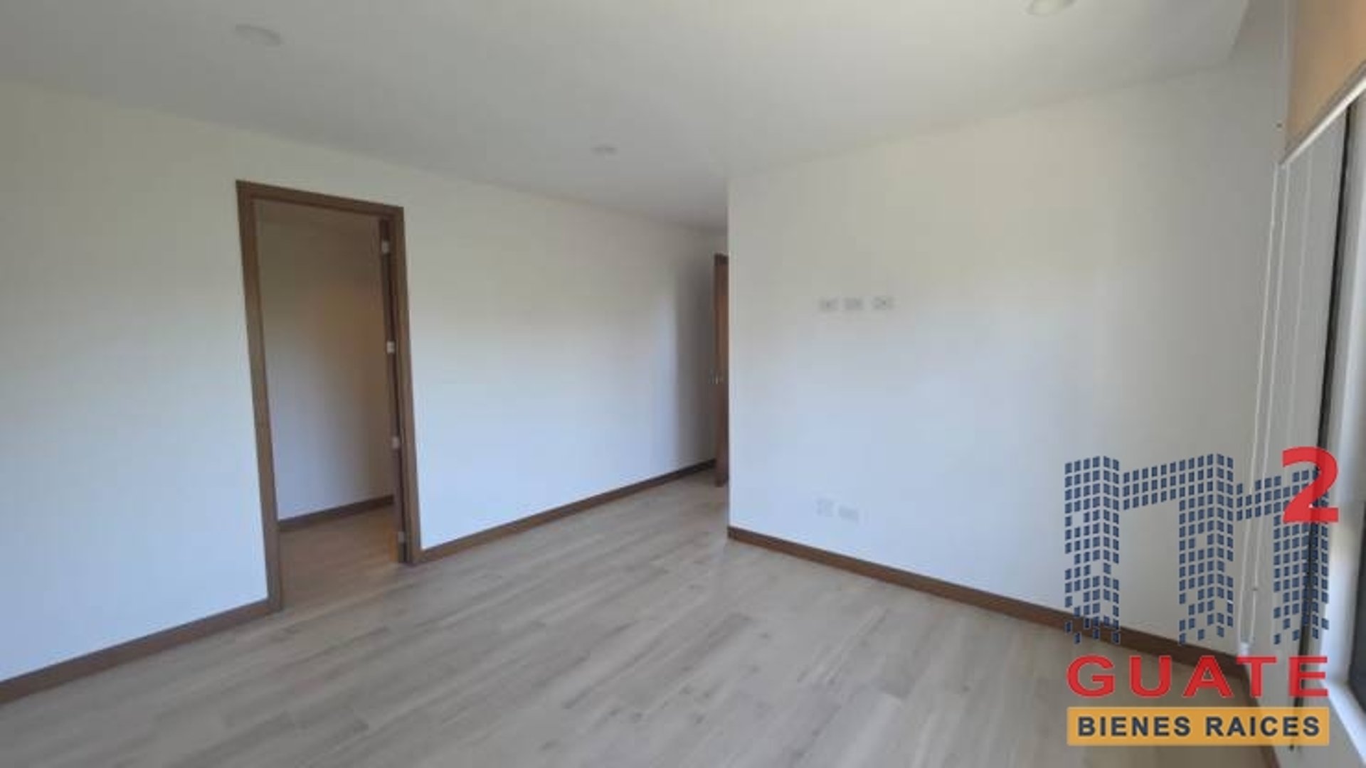 Apartamento en Renta, Zona 10 (R10461) - Miniatura 8