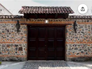 Casa en venta, en Antigua Guatemala - Image 1