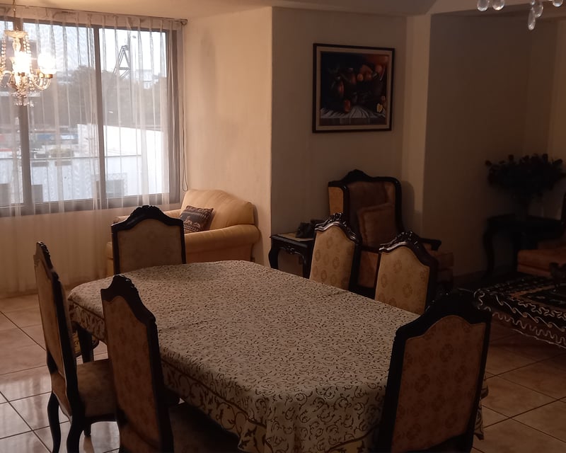 APARTAMENTO AMUEBLADO EN ZONA 9