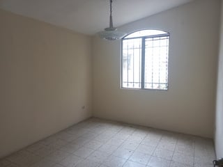 Vendo Preciosa Casa de 2 niveles en Z.2 Ciudad Nueva - Image 5