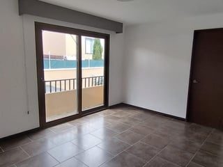 📍 CASA EN RENTA Y VENTA – CUMBRES DE LA ARBOLEDA | KM 21.5 CAES - Image 8