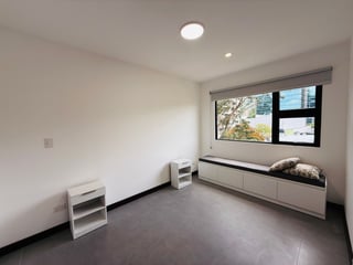 VENTA DE CÉNTRICO APARTAMENTO - ARLES, ZONA 15 - 4