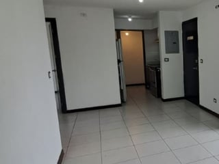 Apartamento en Alquiler Vistas de Las Charcas Zona 11 - 2