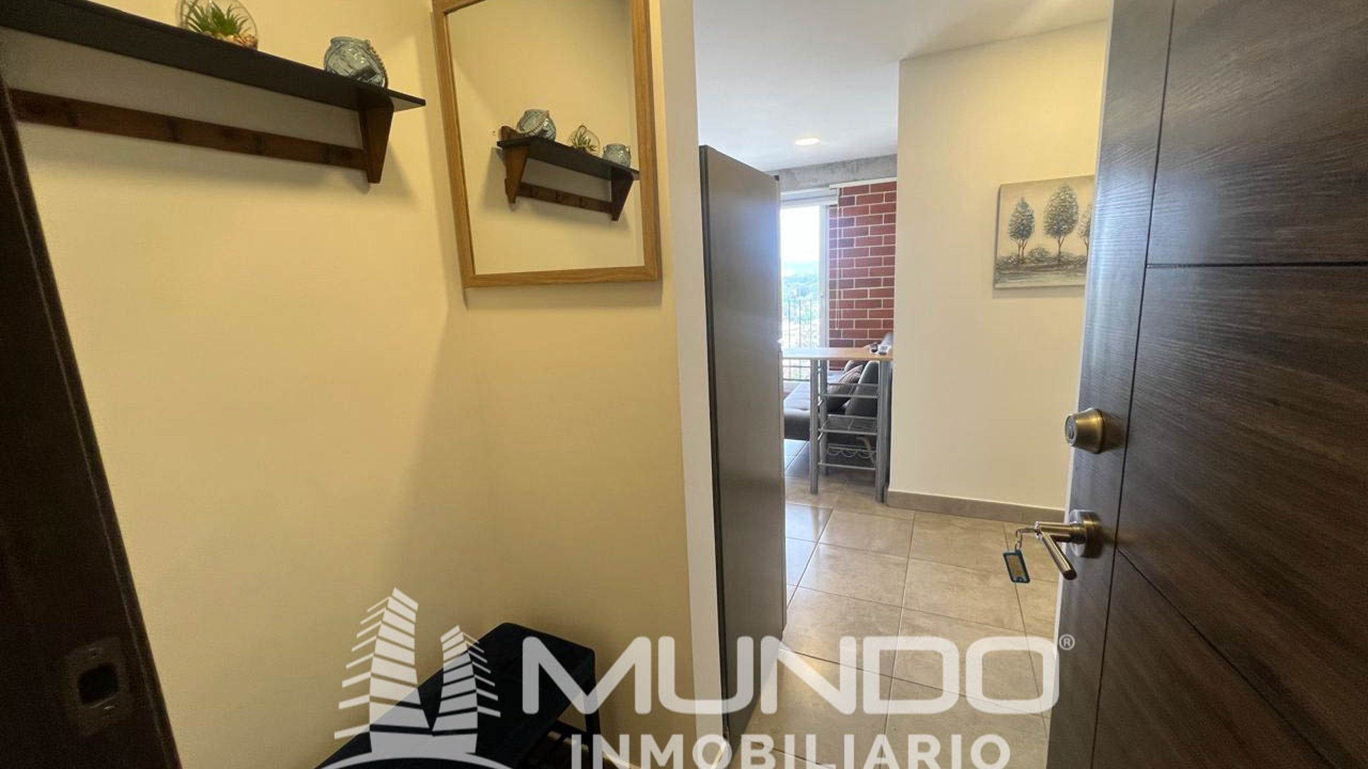 APARTAMENTO AMUEBLADO EN RENTA ZONA 10 - Miniatura 4