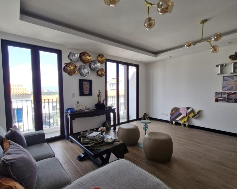 Apartamento amueblado en renta Lirios de Cayala Zona 16