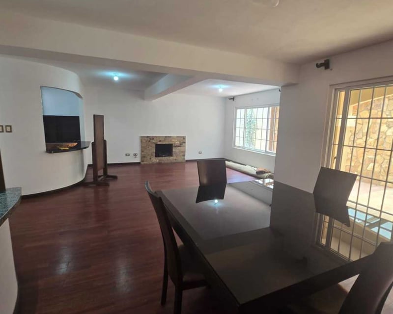 CASA EN ALQUILER 📍 Condominio Villas Europeas, Km. 25.5 CAES