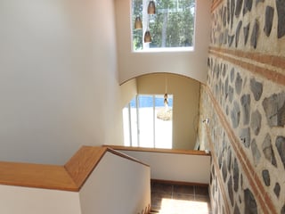 Beautiful two-story home with swimming pool for sale, 16 kilometers away from La Antigua, Guatemala. - Image 9