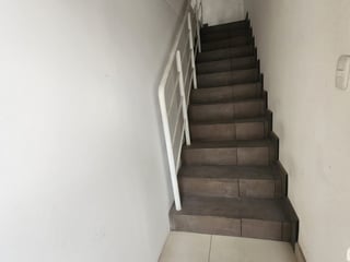 Local en renta o venta en Plaza Comercial en Amatitlán - 2