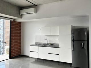 APARTAMENTO EN RENTA EN ZONA 4 - 3