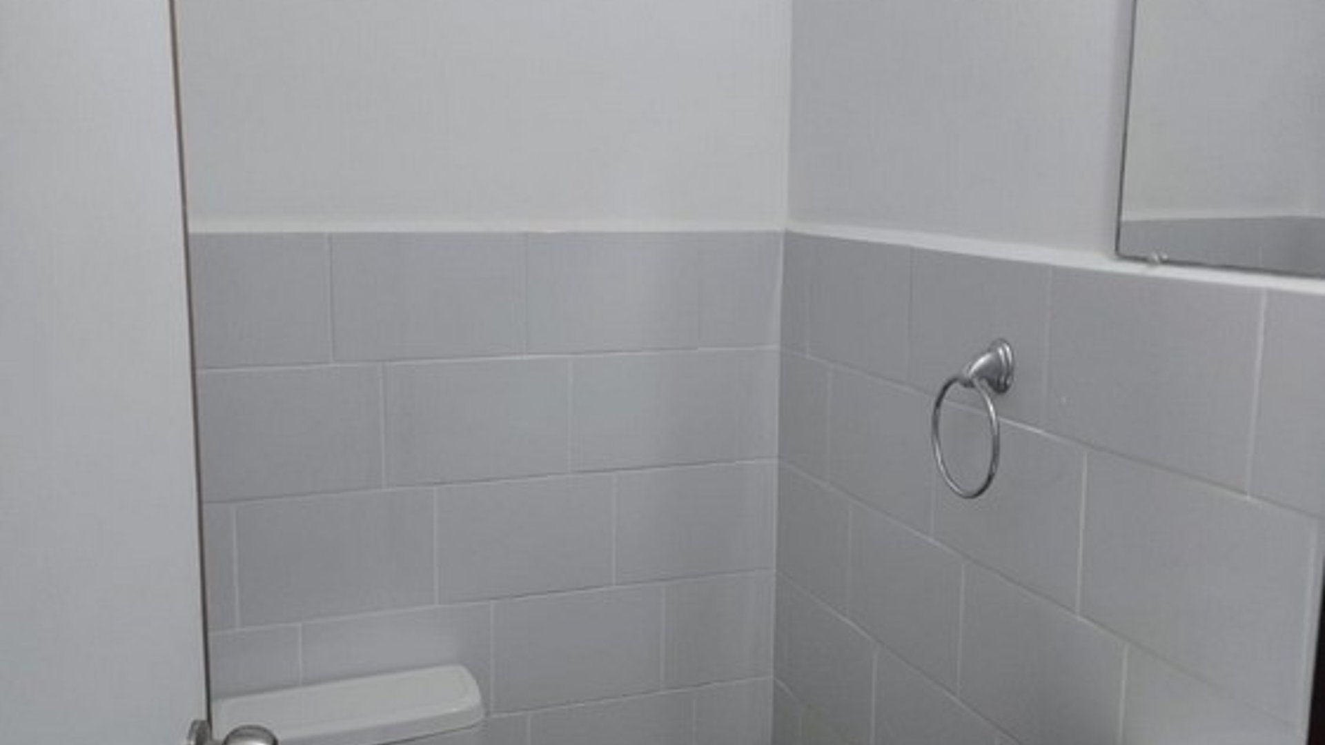 Zona 13 Alquilo Oficina 80 mt2 Blvd Liberacion - Miniatura 6