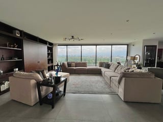 Venta de Hermoso y Amplio Apartamento - Zen Cayalá, Zona 16 - Image 2