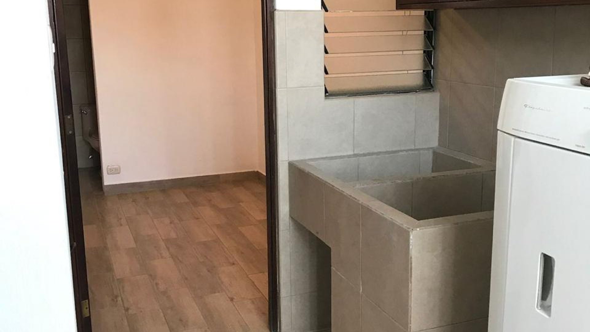 Apartamento en Alquiler Edificio La Barranca, zona 15 VH1 - Miniatura 22