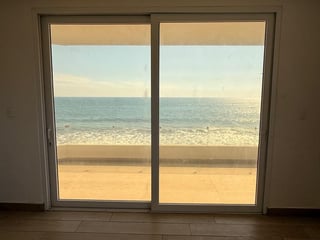 Apartamentos Frente al Mar con  Título de Propiedad en Venta - 5