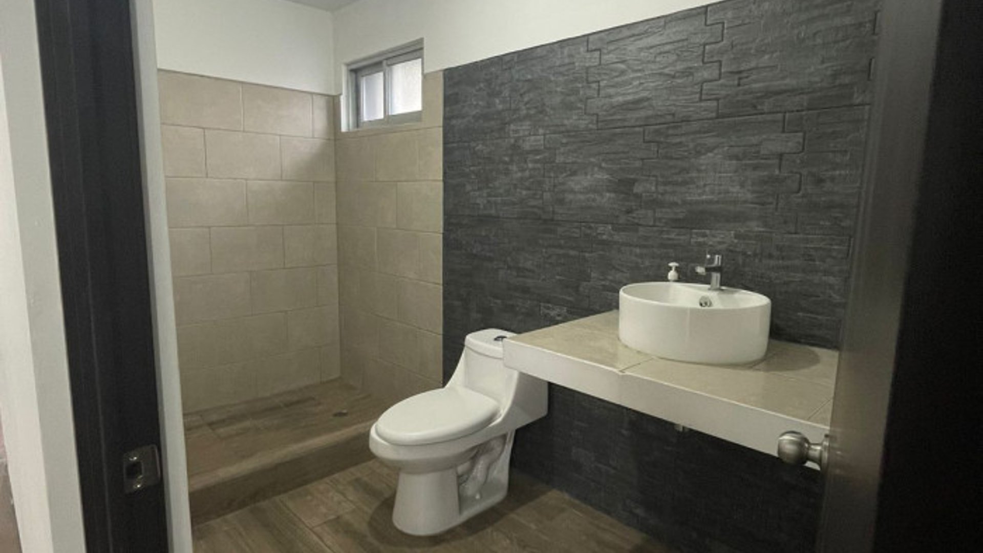 Apartamento en renta Catalina Villa nueva - Miniatura 11