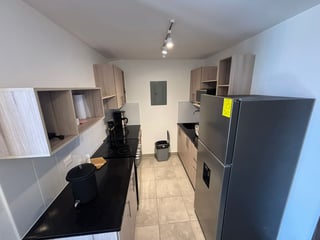 RENTA Apartamento Amueblado Zona 10 Fiamene - 4