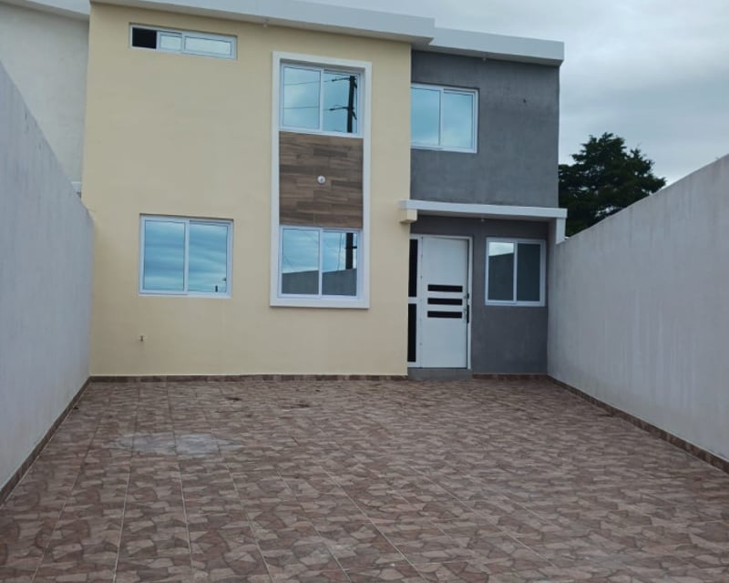 Vendo Linda Casa en Los Geranio San José Pinula