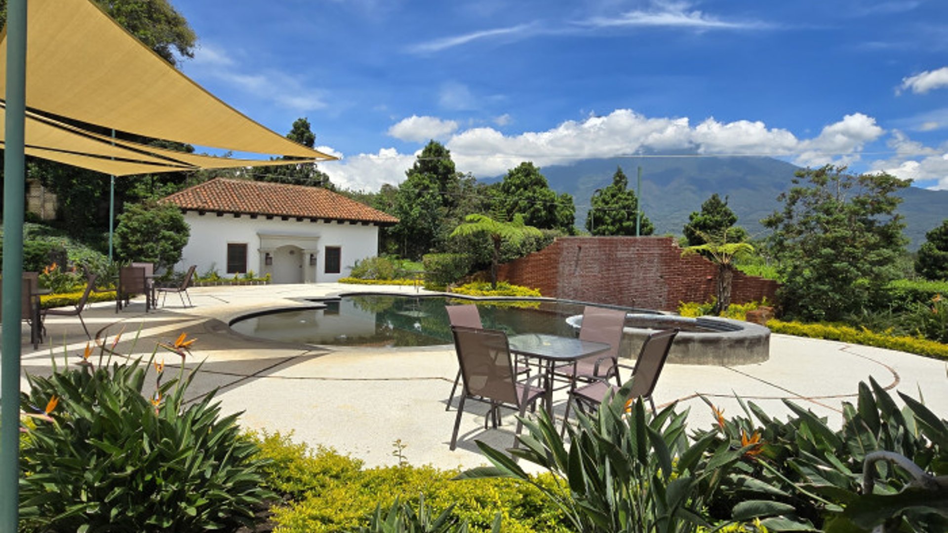 Lujosa Casa en venta cercana Antigua Guatemala - Miniatura 2