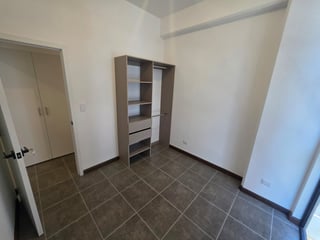 Apartamento con gimnasio y fire pit de 2 habitaciones en zona 15 - 5