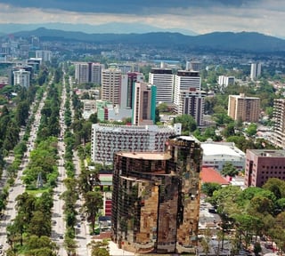 OPORTUNIDAD ÚNICA - PROPIEDAD EN ESQUINA SOBRE AV. REFORMA EN VENTA , zona 10