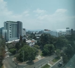 Oficina en renta en Americas zona 13