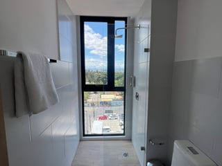 Vendo apartamento en Edificio MERAKI zona 10 por columpio de VH  - Image 13