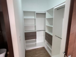 Apartamento en renta en zona 10 / Casalini Diagonal 6 - Image 9