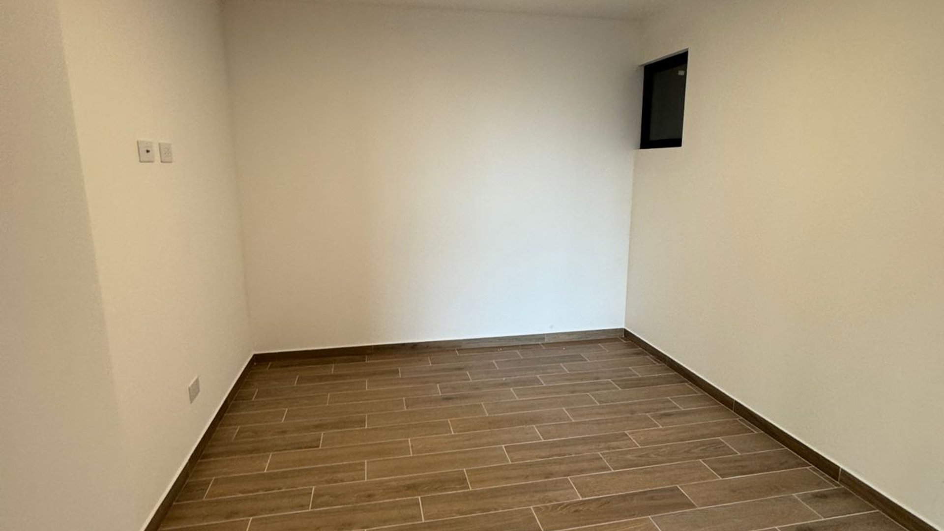 Vendo Apartamento 3 habitaciones en edificio Parque 14 Ref-6035 - Miniatura 16