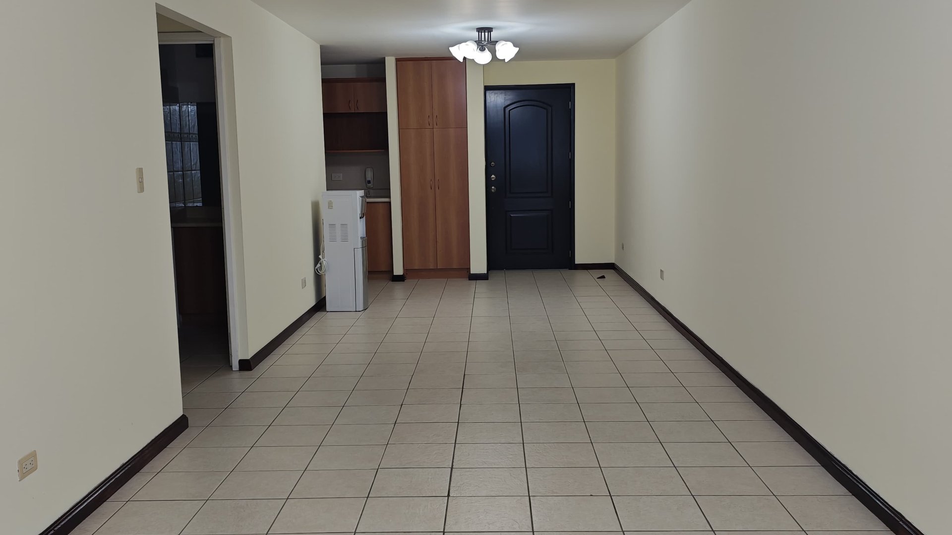 ???? APARTAMENTO EN RENTA – 2 HAB |SANTORINI AMÉRICAS | ZONA 14 - Miniatura 4